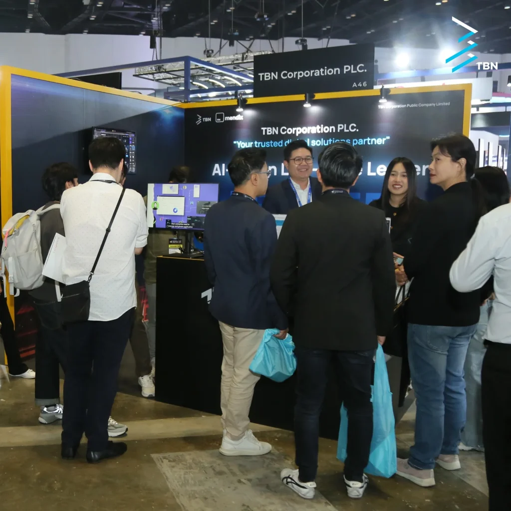 audience interested in TBN booth at Teachsauce 2024